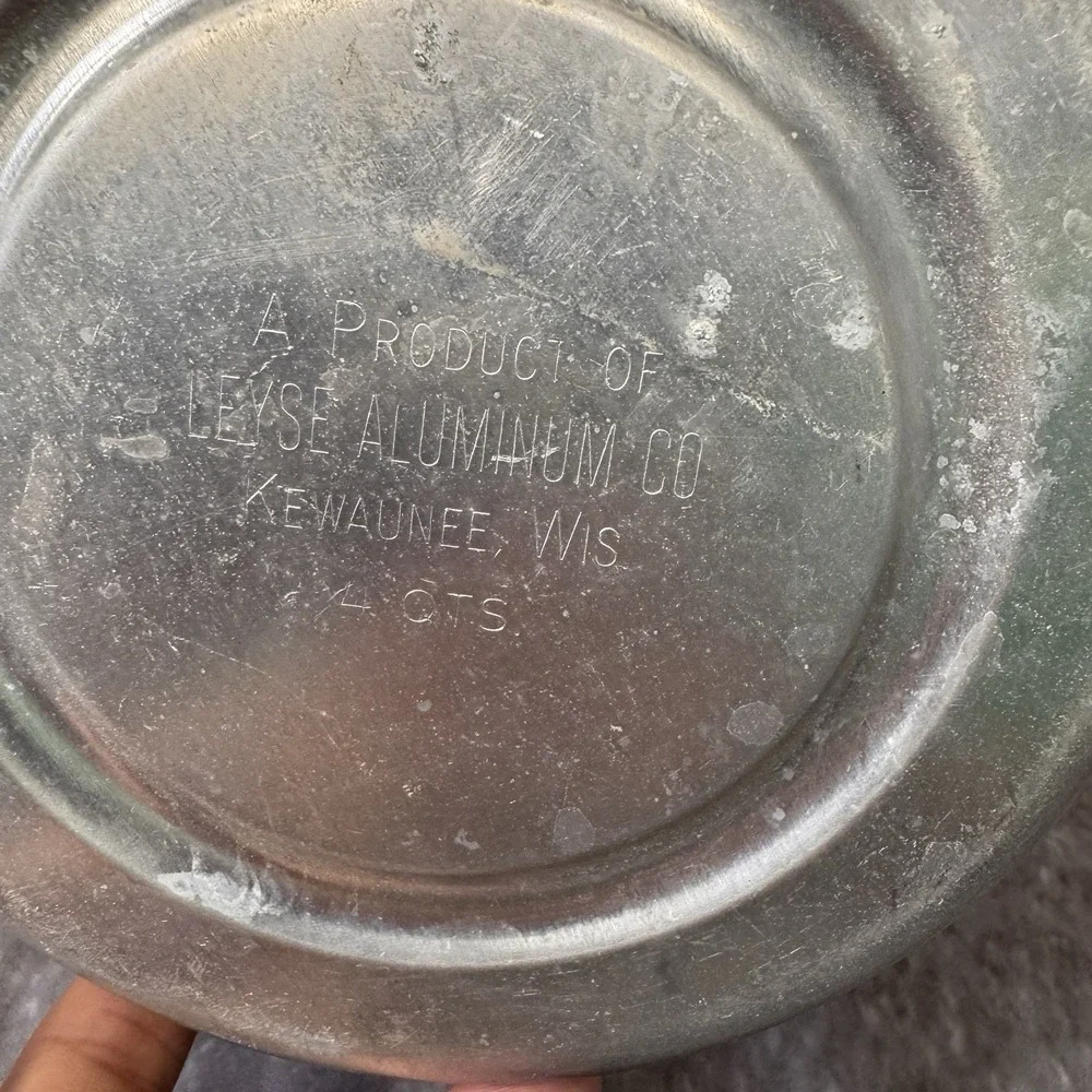 Vintage Leyse Priscilla Ware Aluminum 4 Quart 1 Gallon Milk Can Lid Wire Handle
